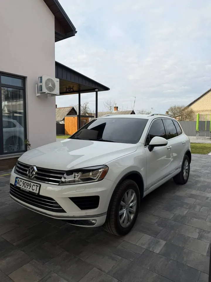 Volkswagen Touareg