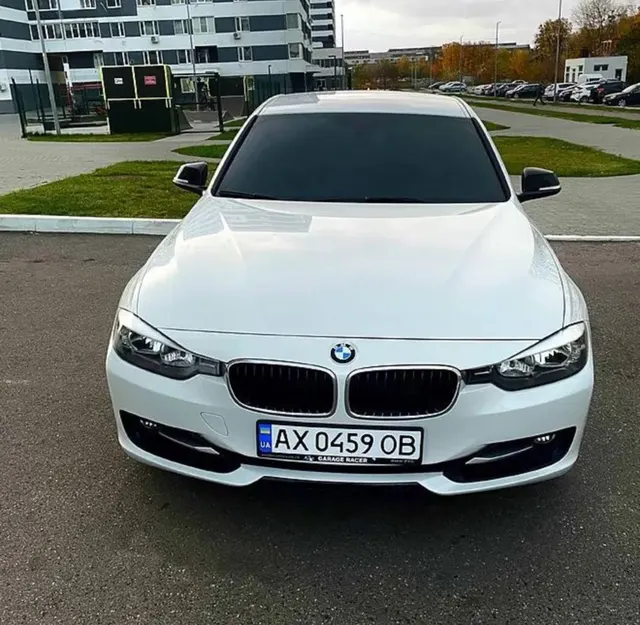 BMW F30 328