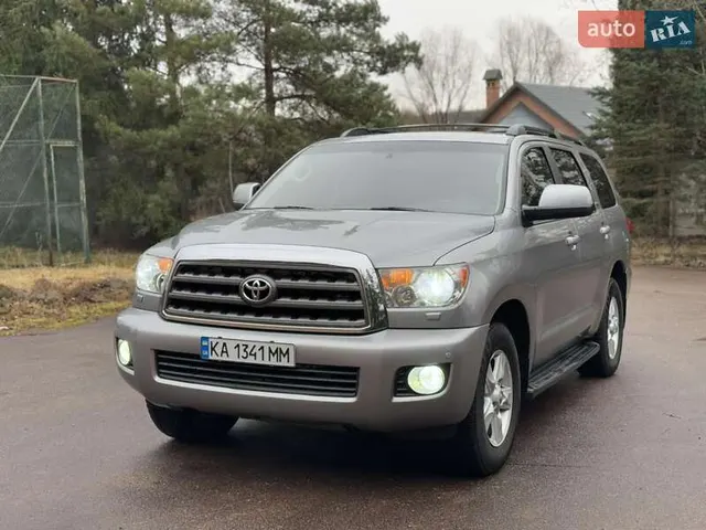 Toyota Sequoia