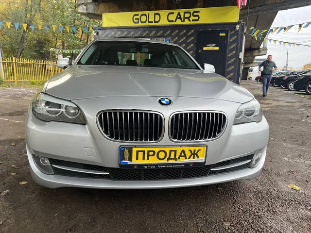 BMW 528i