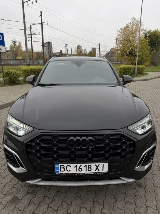 Audi Q5 2.0 бензин