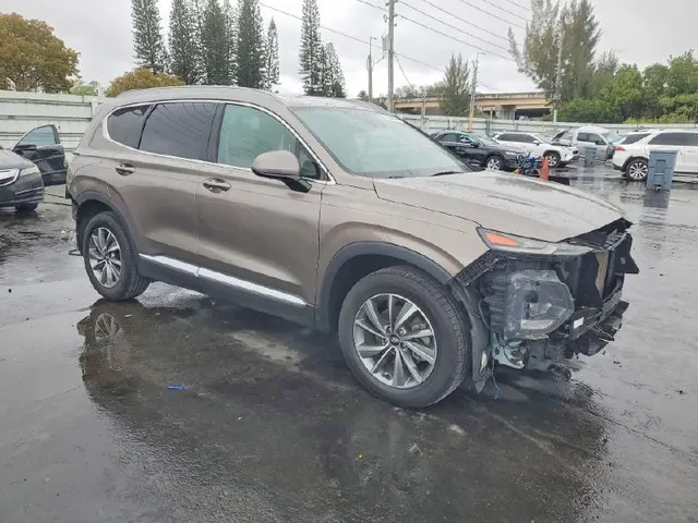 Hyundai SANTA FE SEL PLUS