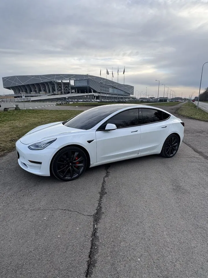 Tesla model 3