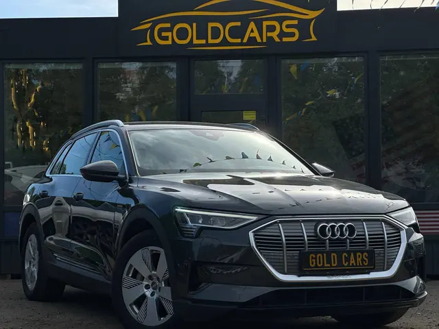 Audi E-tron 50