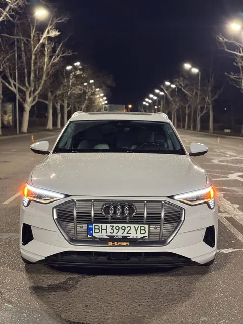 Audi E-tron