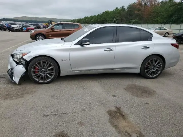 Infiniti Q50 RED SPORT 400