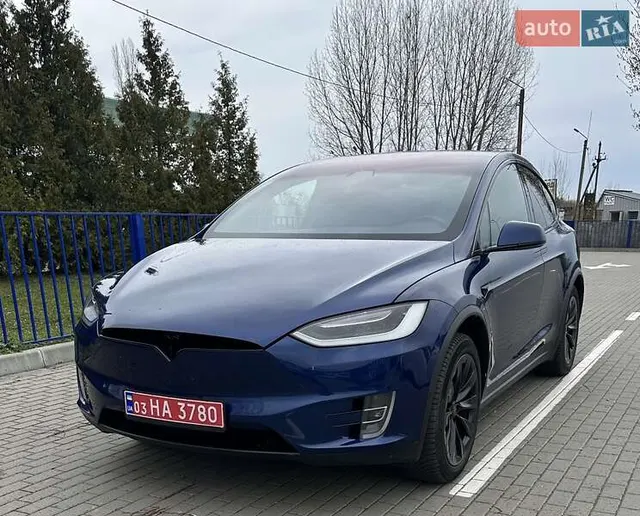 Tesla Model X