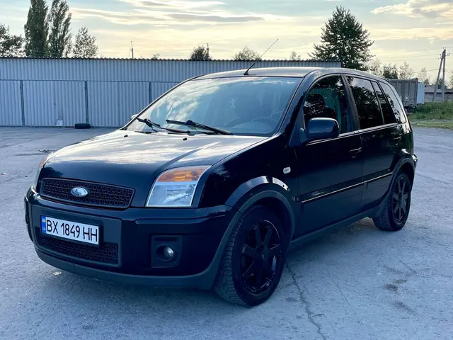 Ford Fusion 2009-10 рік