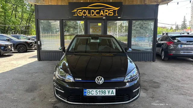 Volkswagen E- GOLF 6