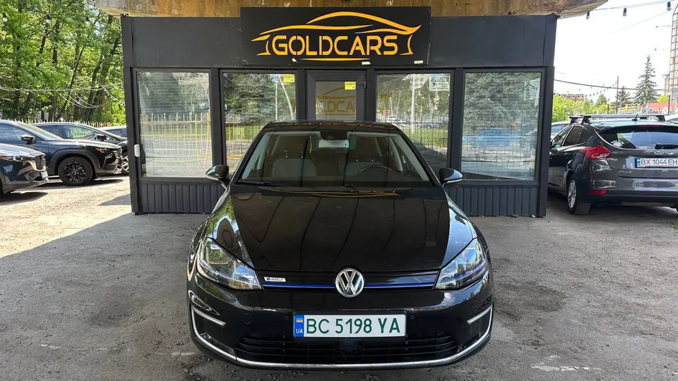 Volkswagen E- GOLF 6