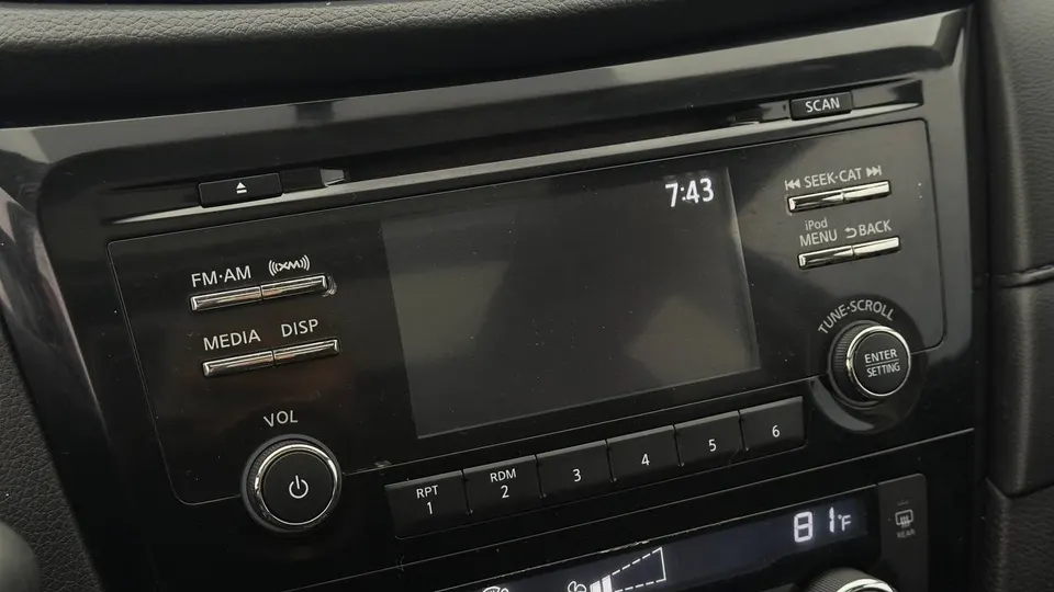 Nissan ROGUE SV — фото 9