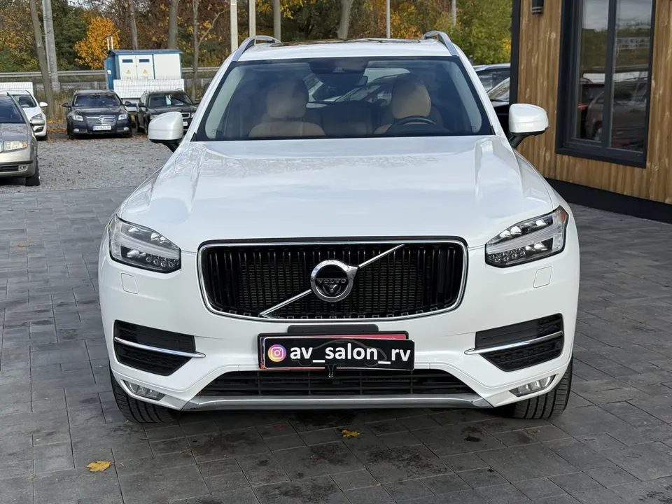 Volvo XC90 — фото 5