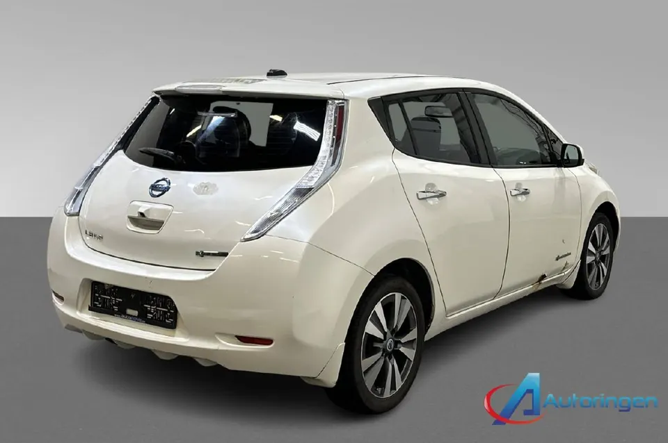 Nissan Leaf Tekna — фото 5