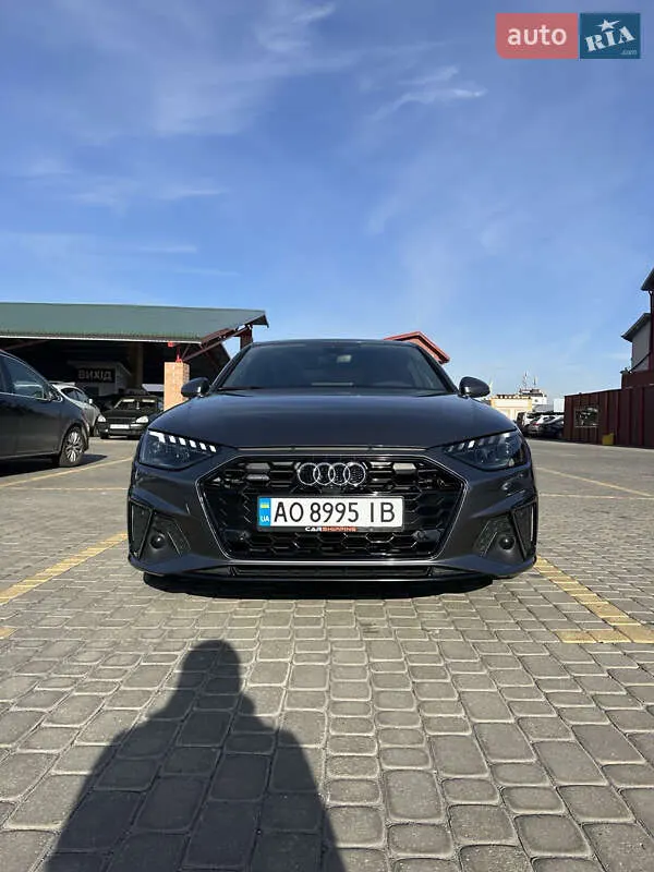 Audi A4