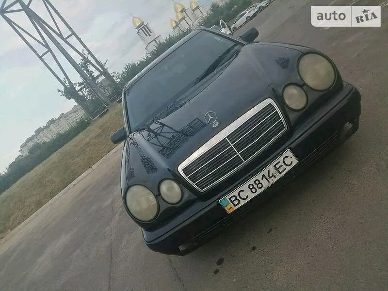 Mercedes-Benz E 200 Classic