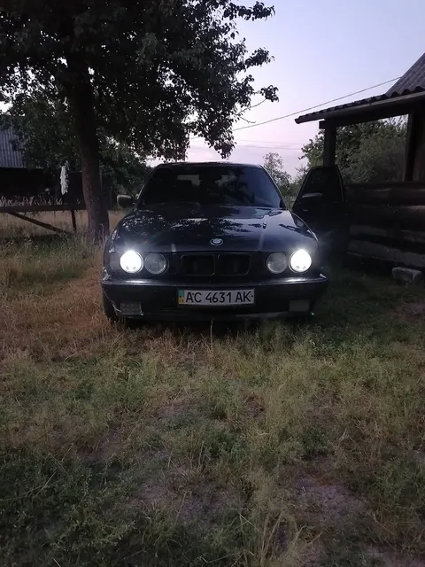 BMW 525
