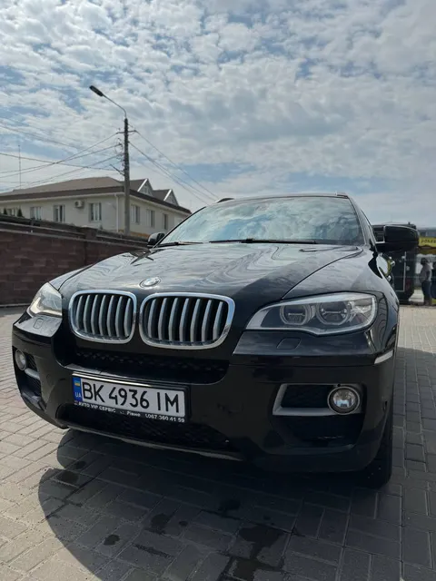 BMW X6