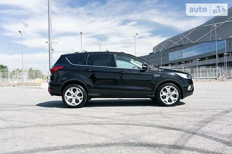 Ford Escape 2.0i Titanium