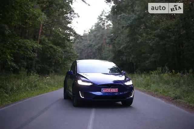 Tesla Model X