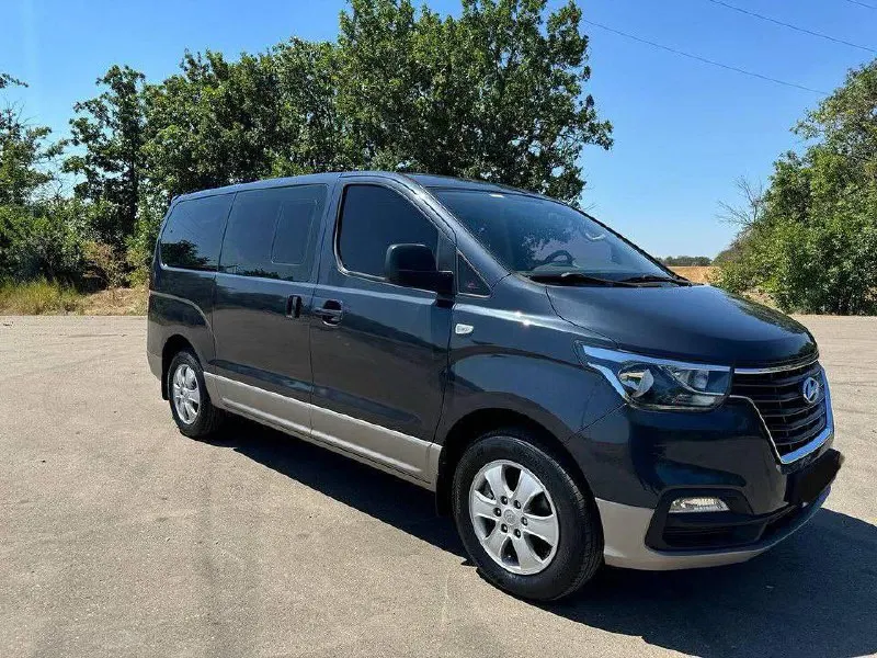 Hyundai Grand Starex