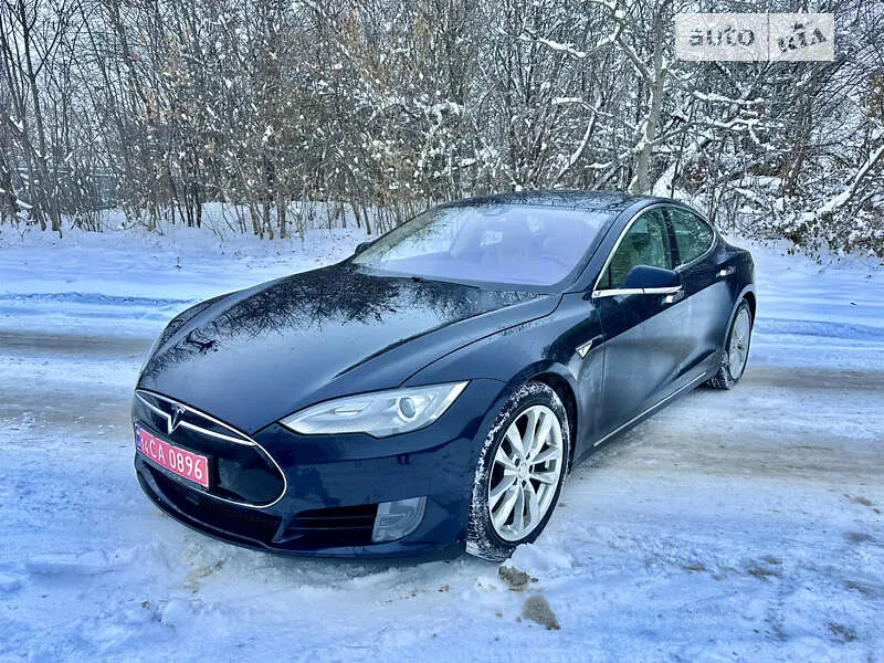 Tesla Model S
