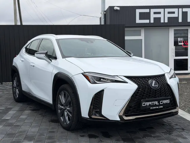 Lexus UX 250h