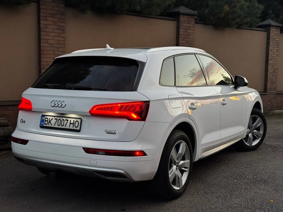 Audi Q5 Premium Plus — фото 7