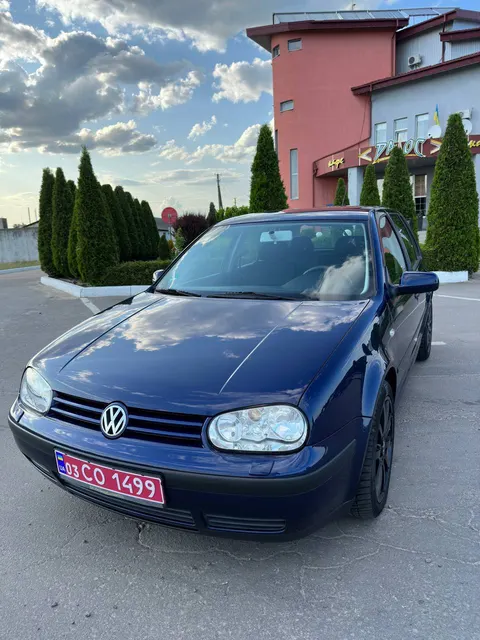 Volkswagen Golf 4