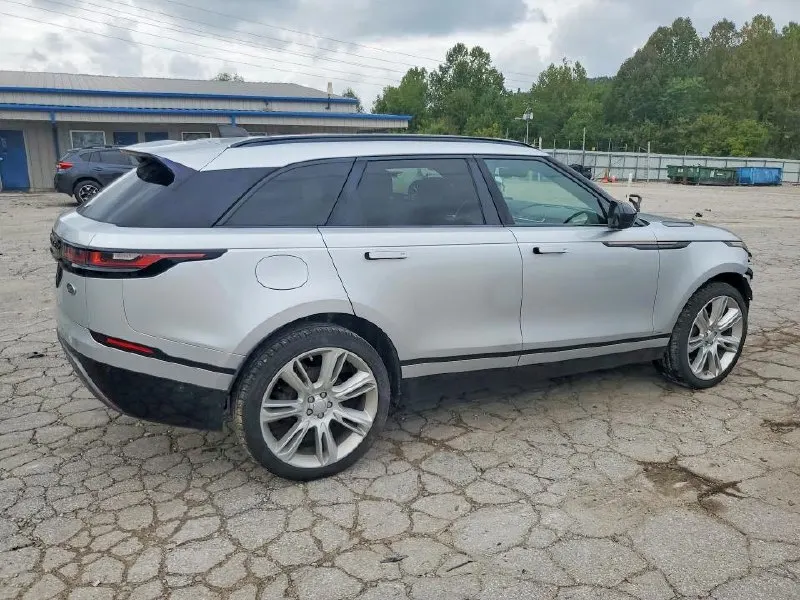Land Rover RANGE ROVER VELAR R-DYNAMIC — фото 3