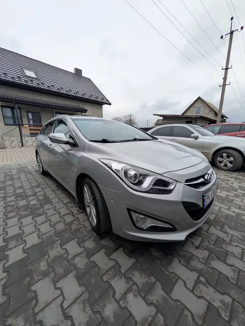 Hyundai i40