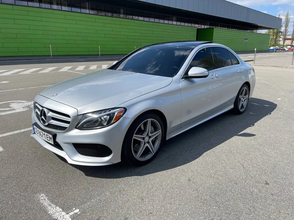 Mercedes-Benz C300