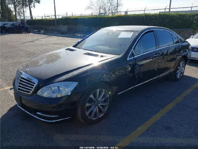 Mercedes-Benz S 350 BLUETEC 4MATIC