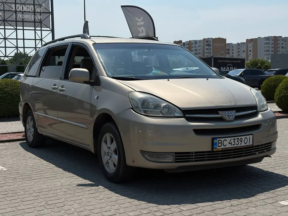 Toyota SIENNA