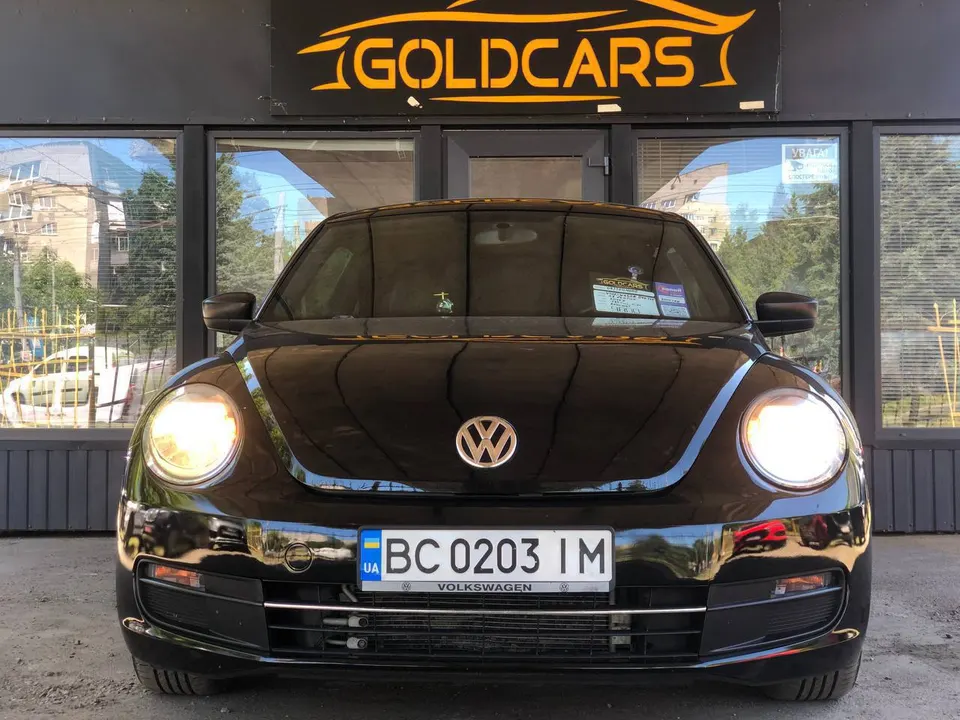 Volkswagen BEETLE