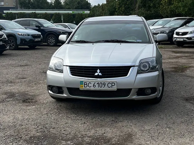Mitsubishi Galant