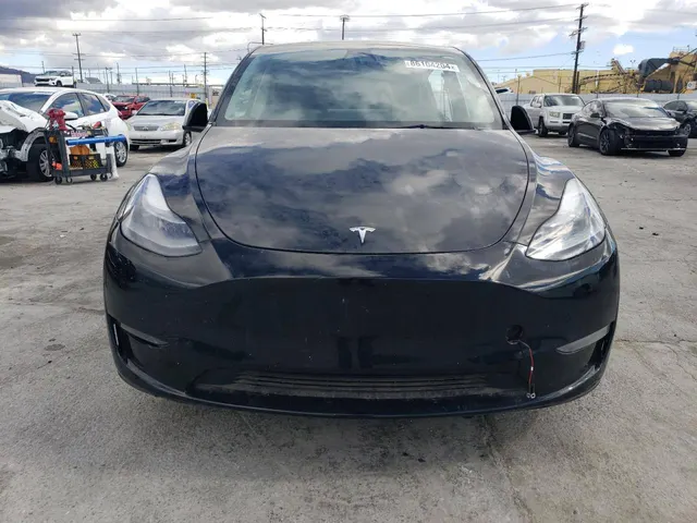 Tesla Model Y Long Range