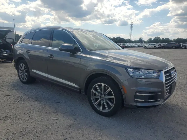 Audi Q7 Premium Plus