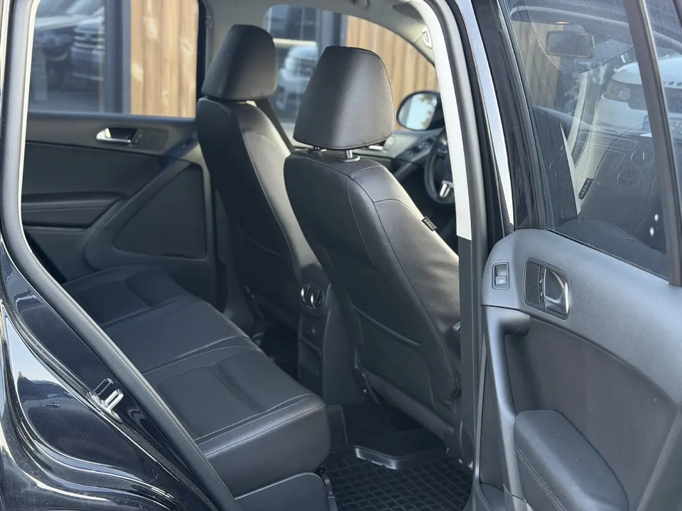 Volkswagen Tiguan — фото 10