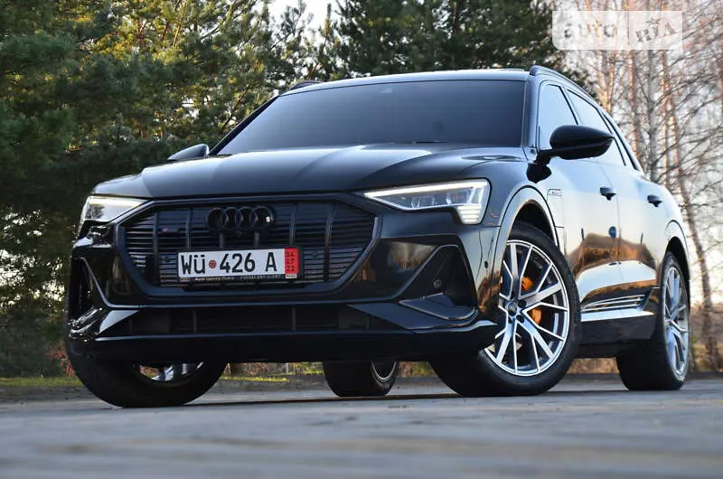 Audi e-tron