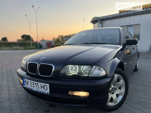 BMW 320