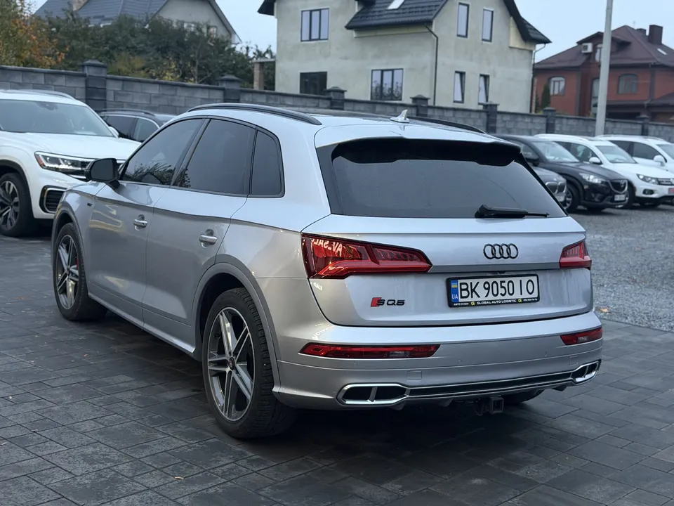 Audi SQ5 — фото 4