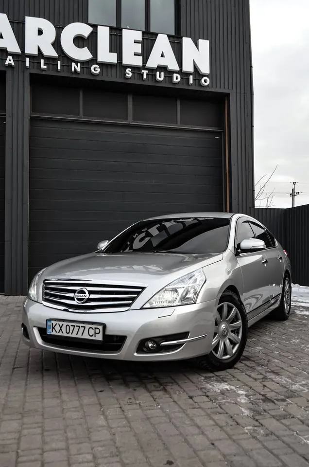 Nissan Teana J32