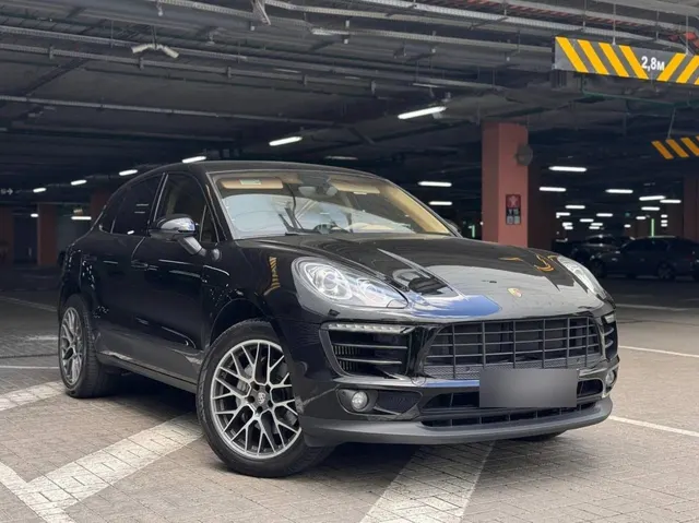 Porsche Macan S