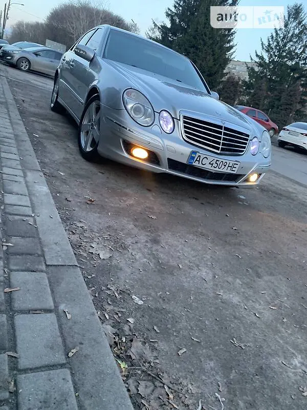 Mercedes-Benz E-Class