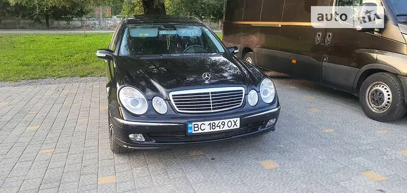 Mercedes-Benz E 320 w211 avangard