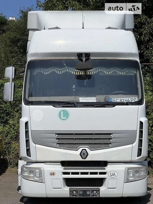 Renault Premium
