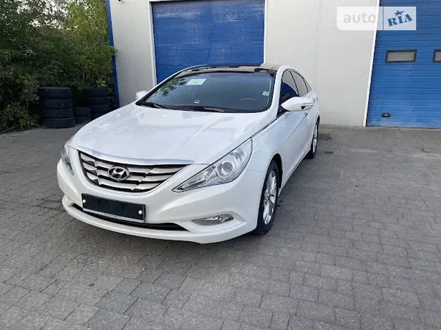 Hyundai Sonata YF