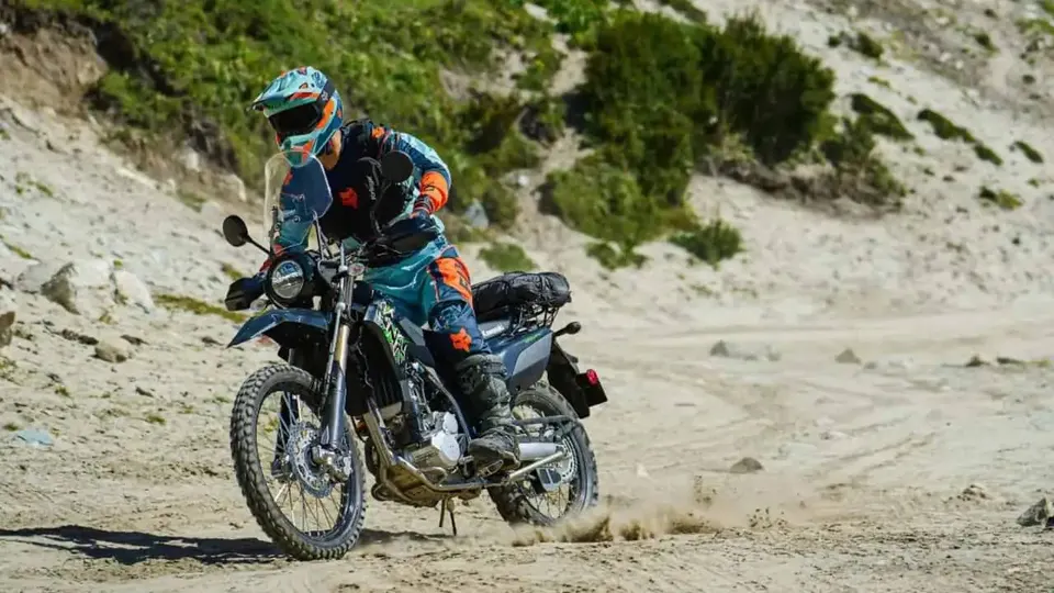 Honda CRF300L Rally та KTM — фото 2