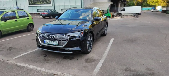 Audi E-Tron PREMIUM PLUS