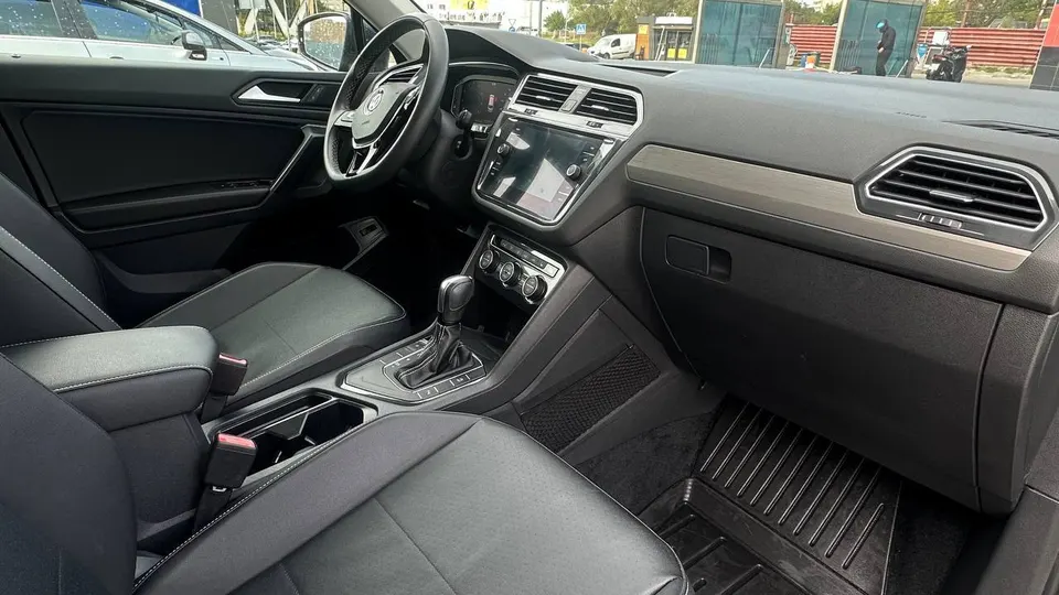 Volkswagen TIGUAN — фото 2